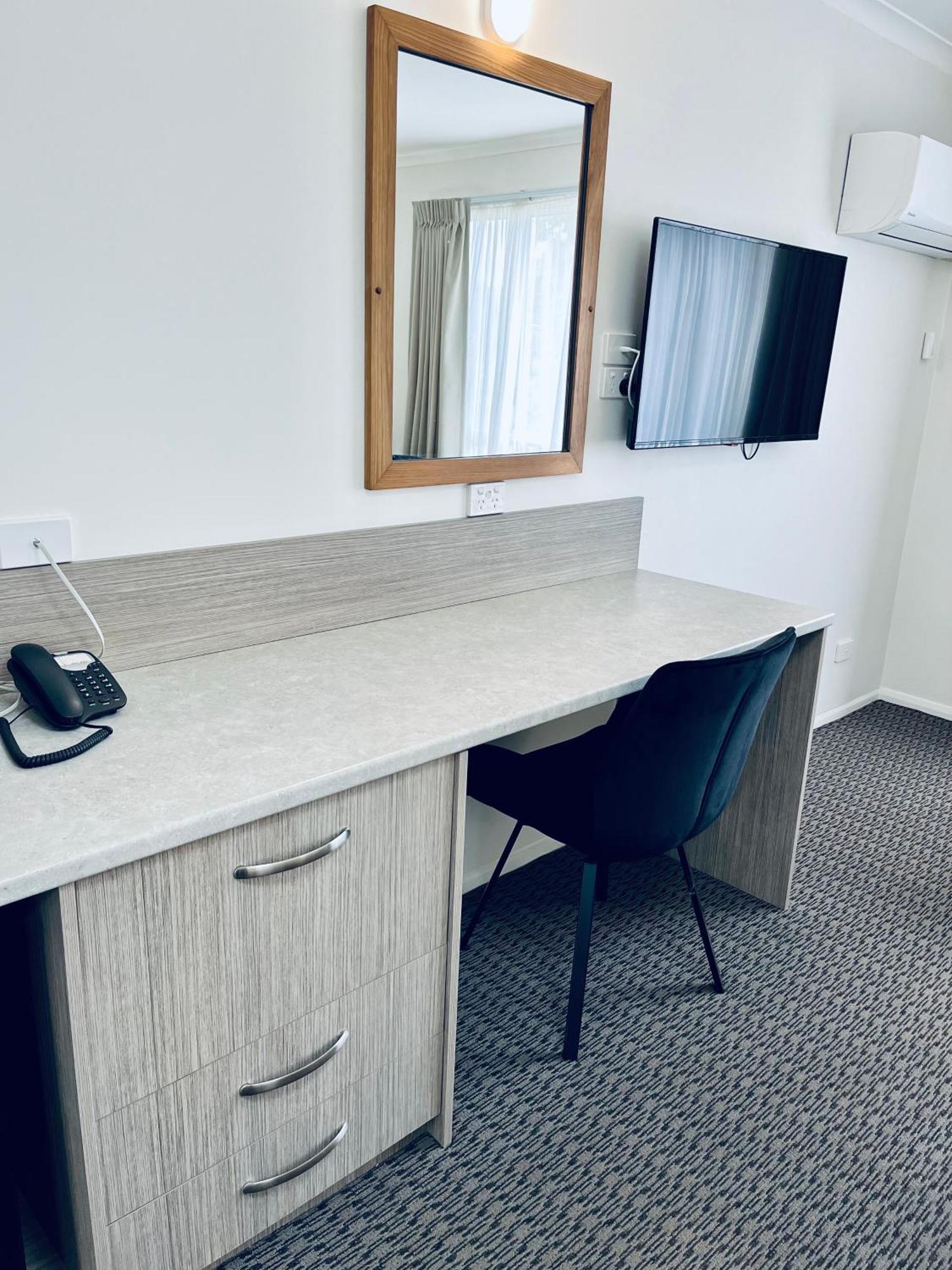 Heemskirk Motor Motel Zeehan